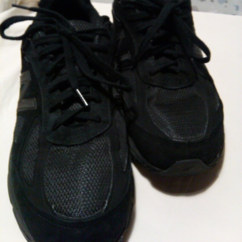 New Balance 990 Running Shoes